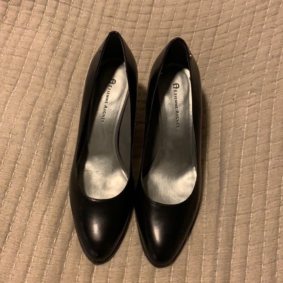 Etienne Aigner Shoes Etienne Aigner Size 85 Pumps Black Leather